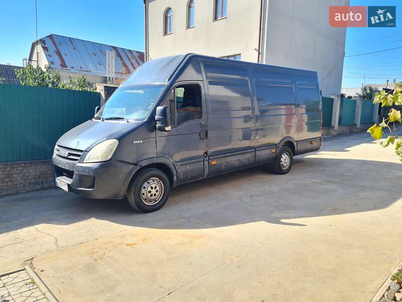 Вантажний фургон Iveco Daily 2007 в Одесі Вантажний фургон Iveco Daily 2007 в Одесі
