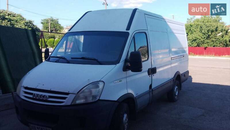 Грузовой фургон Iveco Daily 2008 в Бершади