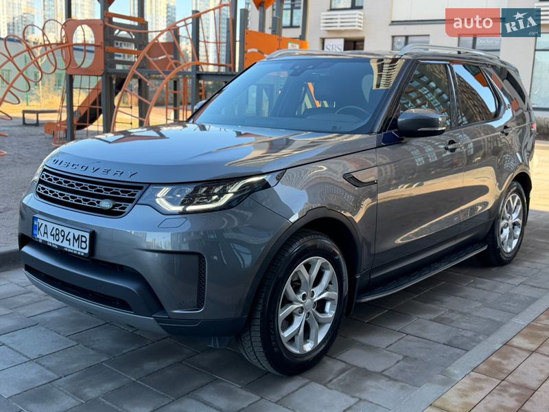 Внедорожник / Кроссовер Land Rover Discovery 2017 в Киеве