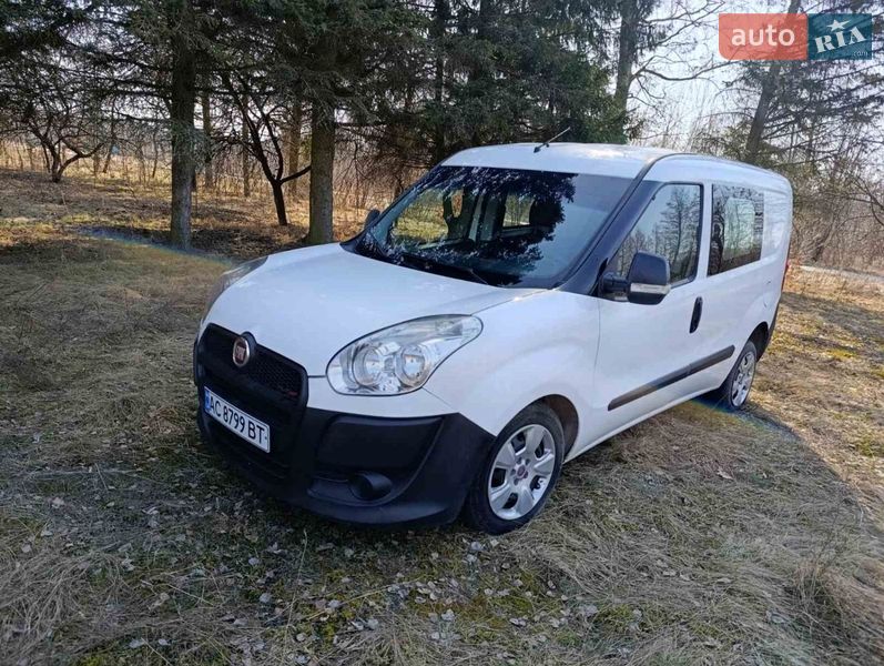 Минивэн Fiat Doblo 2010 в Ковеле