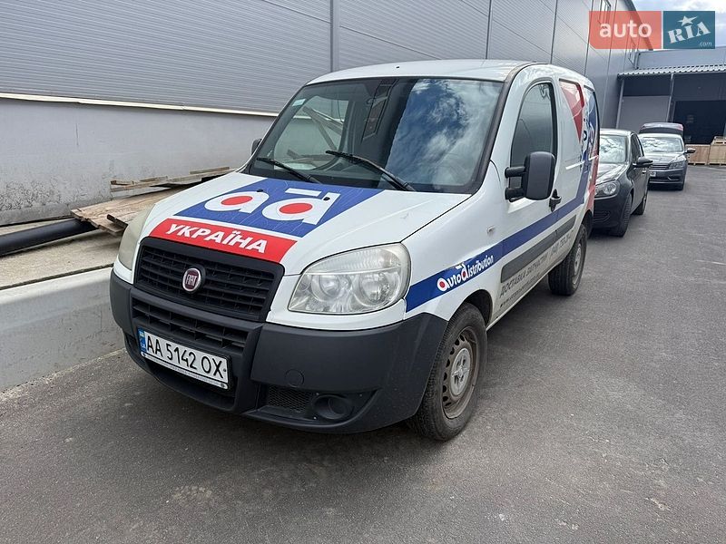 Грузовой фургон Fiat Doblo 2015 в Киеве