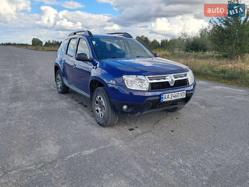 Внедорожник / Кроссовер Renault Duster 2011 в Березному
