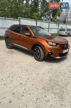 Внедорожник / Кроссовер Peugeot e-2008 2020 в Львове