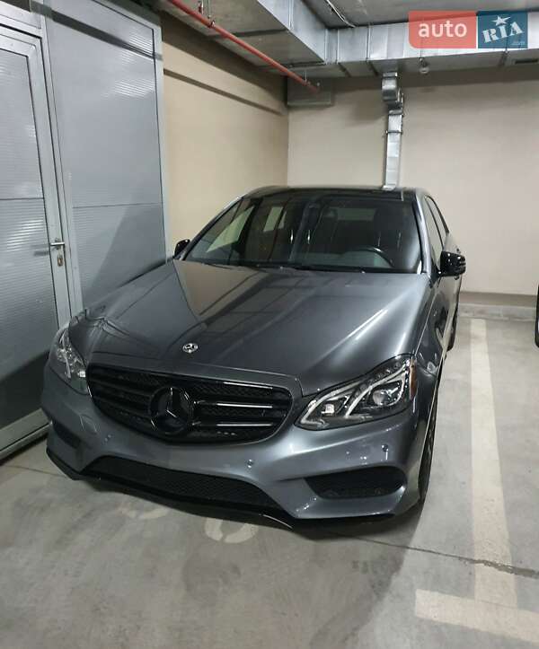 Седан Mercedes-Benz E-Class 2015 в Харкові Седан Mercedes-Benz E-Class 2015 в Харкові