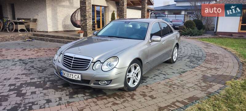 Седан Mercedes-Benz E-Class 2006 в Дубно Седан Mercedes-Benz E-Class 2006 в Дубно