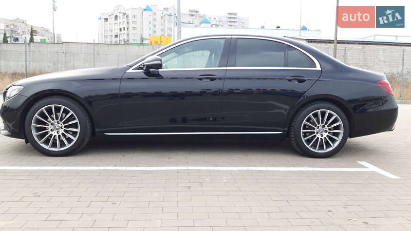Седан Mercedes-Benz E-Class 2016 в Киеве Седан Mercedes-Benz E-Class 2016 в Киеве