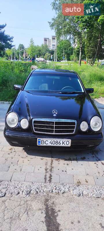 Седан Mercedes-Benz E-Class 1999 в Львове