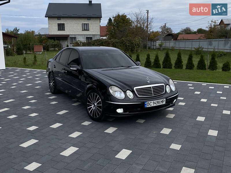 Седан Mercedes-Benz E-Class 2005 в Радехові Седан Mercedes-Benz E-Class 2005 в Радехові