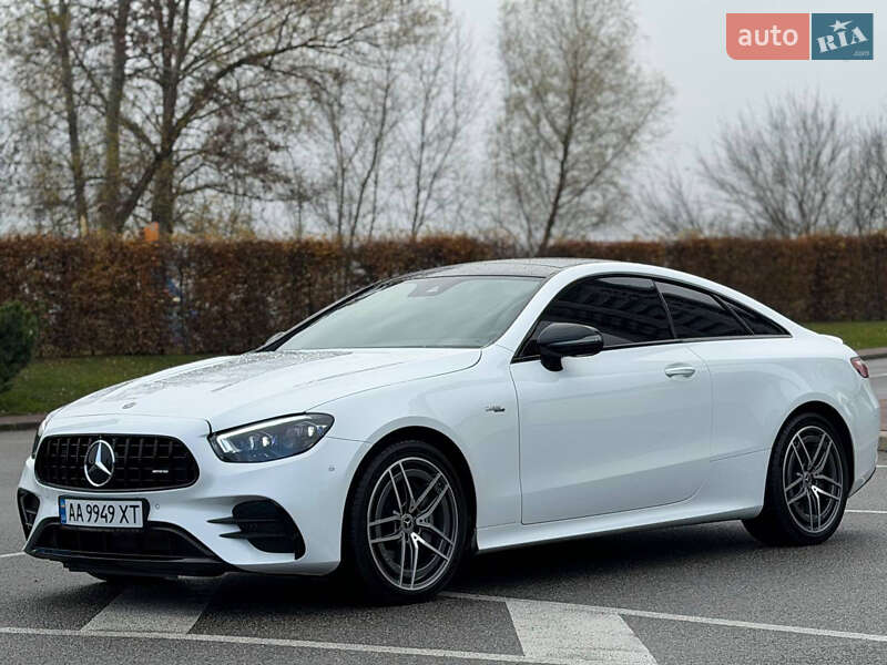 Купе Mercedes-Benz E-Class 2023 в Киеве