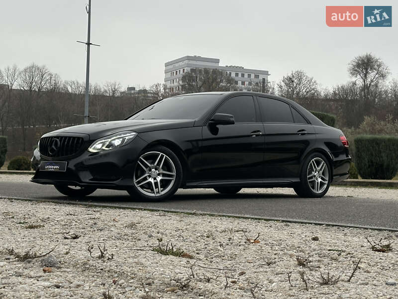 Седан Mercedes-Benz E-Class 2015 в Днепре Седан Mercedes-Benz E-Class 2015 в Днепре