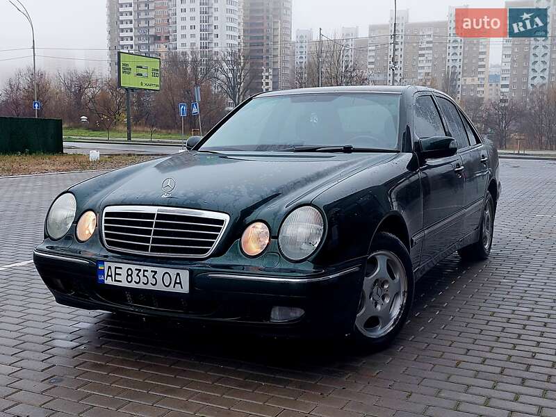 Седан Mercedes-Benz E-Class 2001 в Киеве Седан Mercedes-Benz E-Class 2001 в Киеве