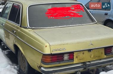 Седан Mercedes-Benz E-Class 1982 в Хмельницькому