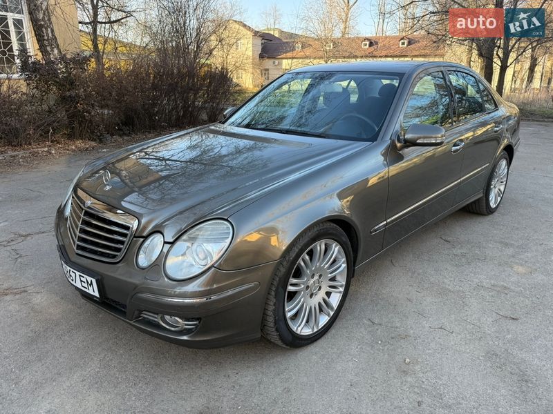 Седан Mercedes-Benz E-Class 2008 в Одессе