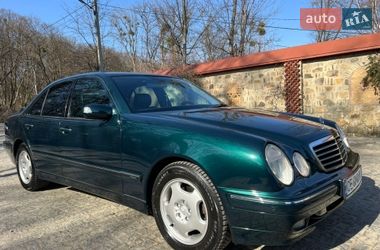 Седан Mercedes-Benz E-Class 2001 в Чернівцях Седан Mercedes-Benz E-Class 2001 в Чернівцях