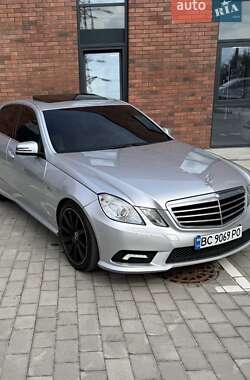 Седан Mercedes-Benz E-Class 2011 в Львові Седан Mercedes-Benz E-Class 2011 в Львові