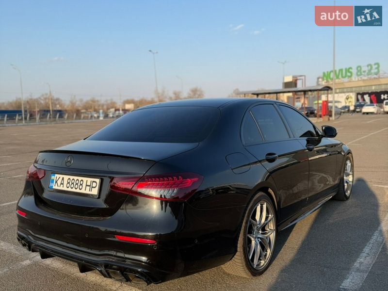 Седан Mercedes-Benz E-Class 2021 в Киеве