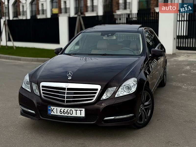 Седан Mercedes-Benz E-Class 2011 в Белой Церкви