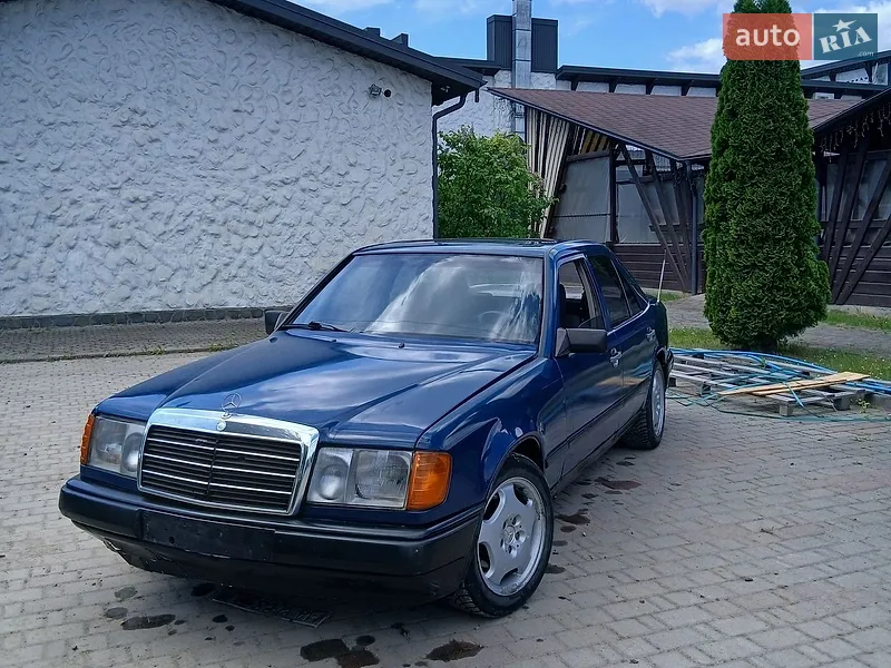 AUTO.RIA – Продажа Mercedes-Benz E-Class 300E AT 4Matic бу: купить