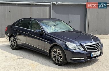 Седан Mercedes-Benz E-Class 2010 в Києві