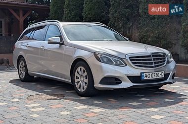 Універсал Mercedes-Benz E-Class 2016 в Ужгороді