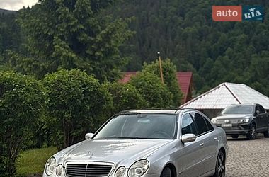 Седан Mercedes-Benz E-Class 2003 в Межгорье Седан Mercedes-Benz E-Class 2003 в Межгорье