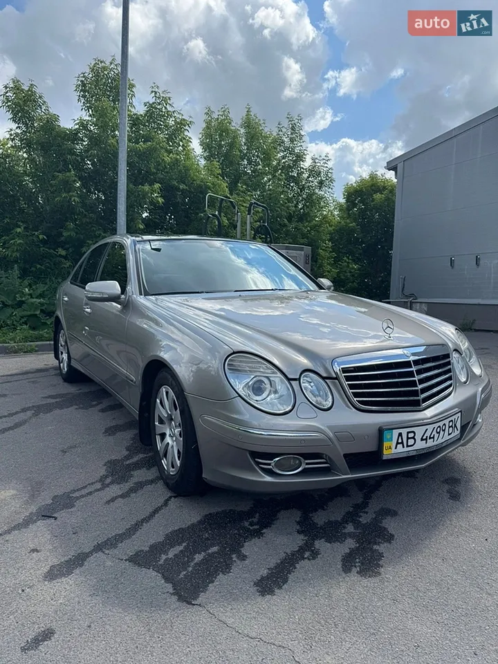 Mercedes-Benz E-Class 2008 photo 5