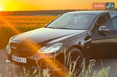 Седан Mercedes-Benz E-Class 2011 в Умані