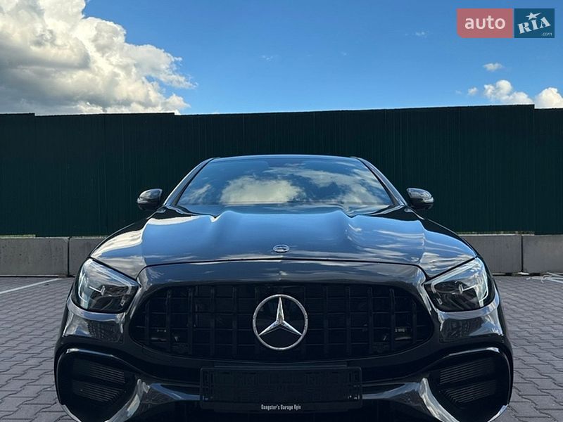 Седан Mercedes-Benz E-Class 2023 в Киеве