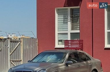 Седан Mercedes-Benz E-Class 2003 в Одесі