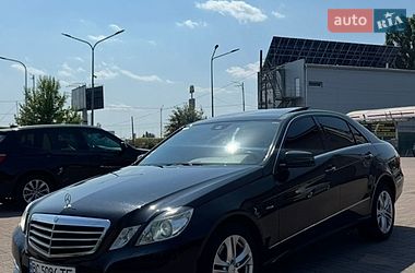 Седан Mercedes-Benz E-Class 2010 в Києві Седан Mercedes-Benz E-Class 2010 в Києві