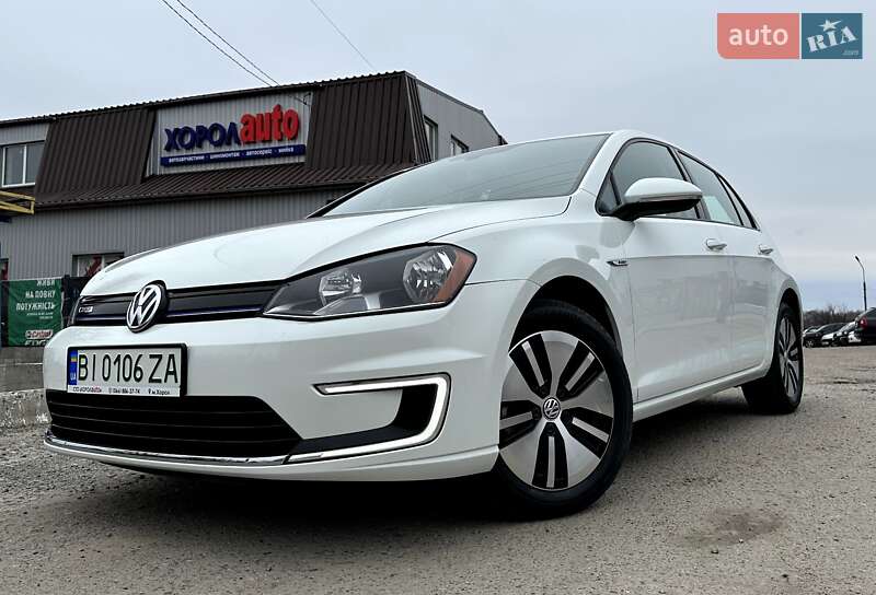 Хэтчбек Volkswagen e-Golf 2016 в Хороле Хэтчбек Volkswagen e-Golf 2016 в Хороле