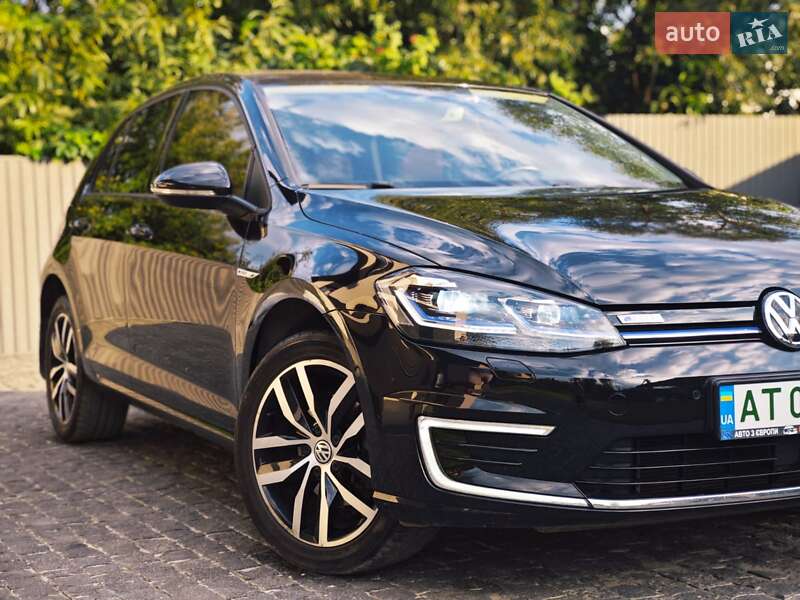 Хэтчбек Volkswagen e-Golf 2019 в Ивано-Франковске