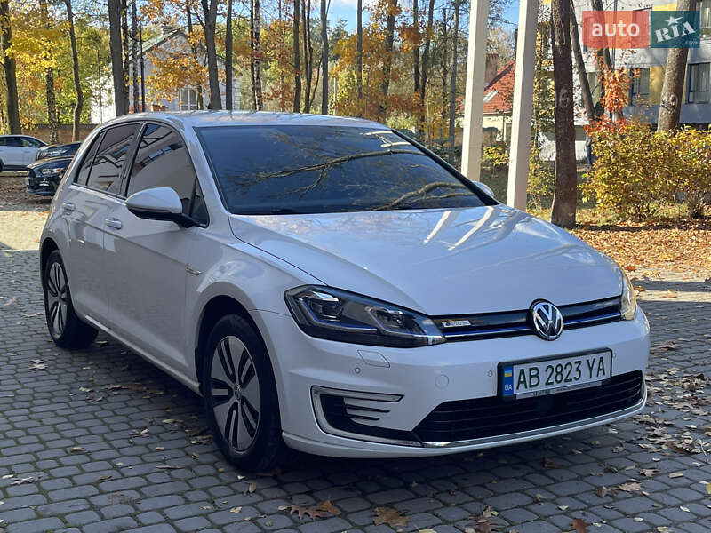 Хетчбек Volkswagen e-Golf 2019 в Львові