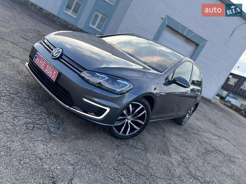 Хэтчбек Volkswagen e-Golf 2020 в Луцке