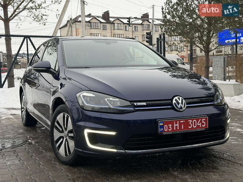 Хэтчбек Volkswagen e-Golf 2018 в Ровно Хэтчбек Volkswagen e-Golf 2018 в Ровно