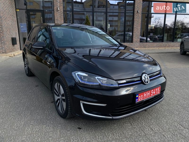 Хэтчбек Volkswagen e-Golf 2018 в Ивано-Франковске
