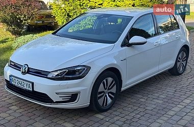 Хэтчбек Volkswagen e-Golf 2020 в Ужгороде