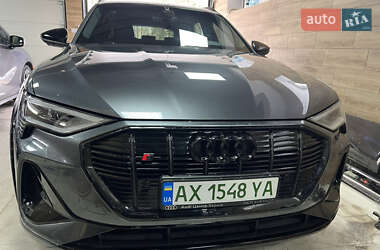 Позашляховик / Кросовер Audi e-tron S 2023 в Харкові