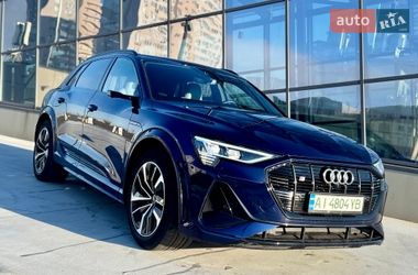 Позашляховик / Кросовер Audi e-tron S 2022 в Києві