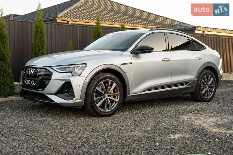 Позашляховик / Кросовер Audi e-tron Sportback 2020 в Луцьку