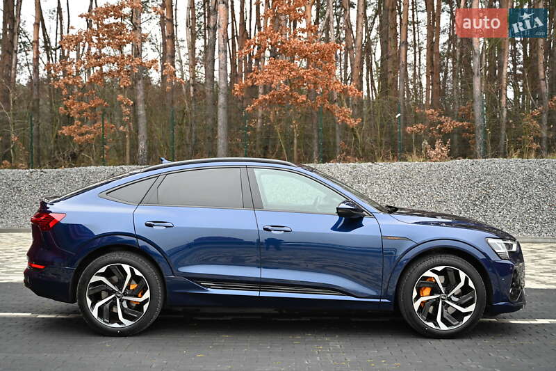 Внедорожник / Кроссовер Audi e-tron Sportback 2022 в Львове