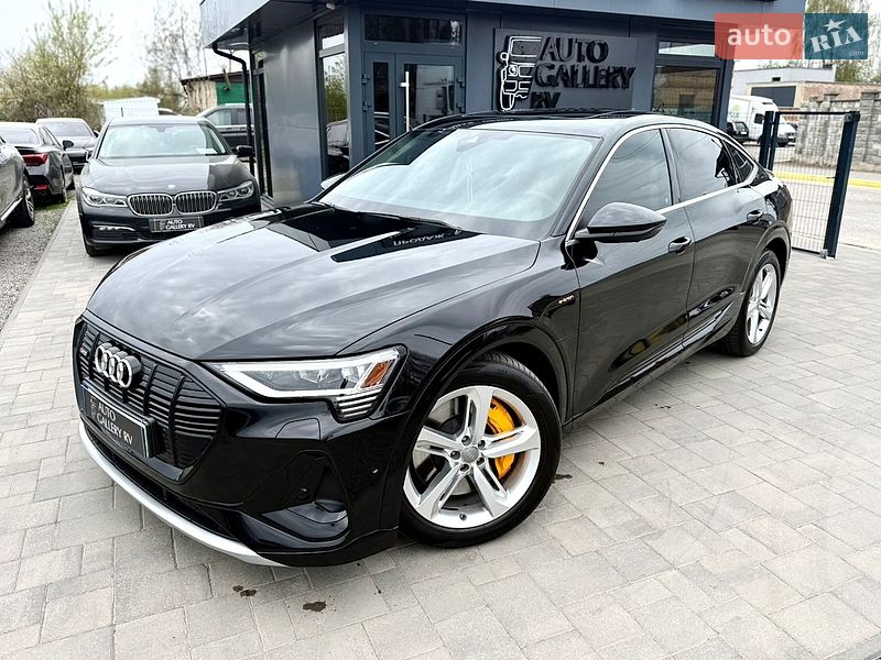 Позашляховик / Кросовер Audi e-tron Sportback 2022 в Рівному Позашляховик / Кросовер Audi e-tron Sportback 2022 в Рівному