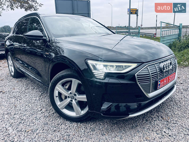 Внедорожник / Кроссовер Audi e-tron 2019 в Бродах
