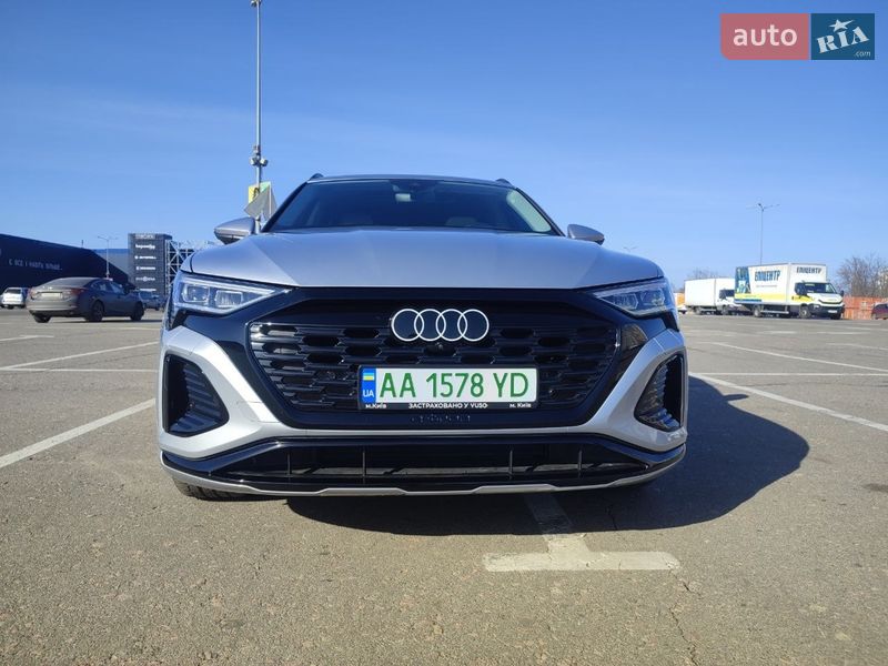 Позашляховик / Кросовер Audi e-tron 2020 в Києві