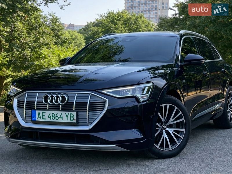 Внедорожник / Кроссовер Audi e-tron 2019 в Днепре