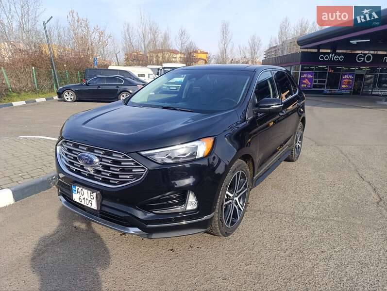 Внедорожник / Кроссовер Ford Edge 2018 в Ужгороде