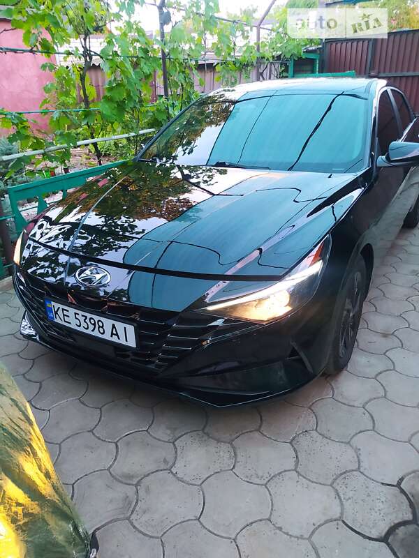 Седан Hyundai Elantra 2021 в Кривому Розі