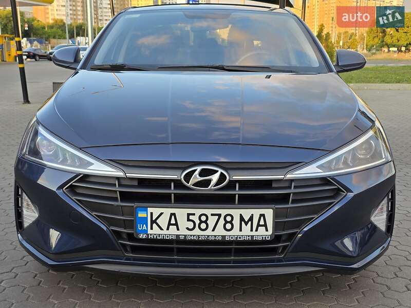 Седан Hyundai Elantra 2019 в Києві Седан Hyundai Elantra 2019 в Києві