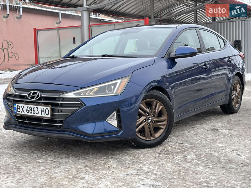 Седан Hyundai Elantra 2019 в Хмельницком Седан Hyundai Elantra 2019 в Хмельницком