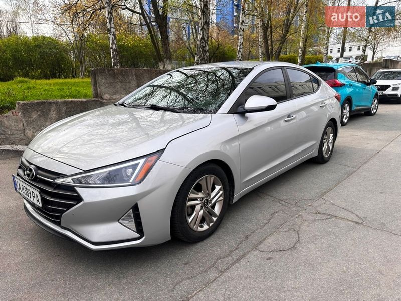 Седан Hyundai Elantra 2019 в Запоріжжі